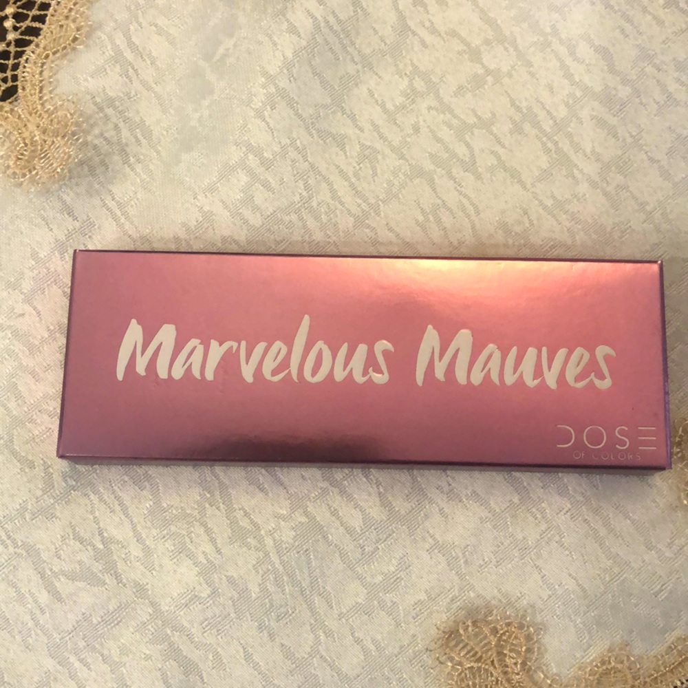 Dose Of Colors
Marvelous Mauves Eyeshadow Palette